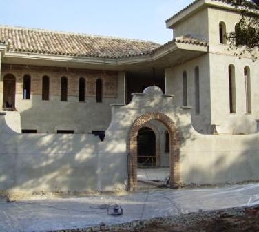 Proyectos y Construcciones Benalup frende de casa remodelada